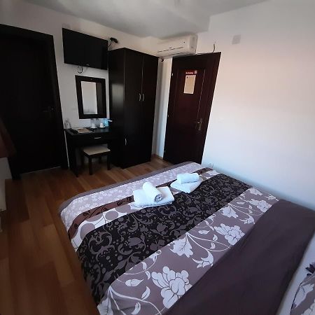 House Meri Ohrid Luaran gambar