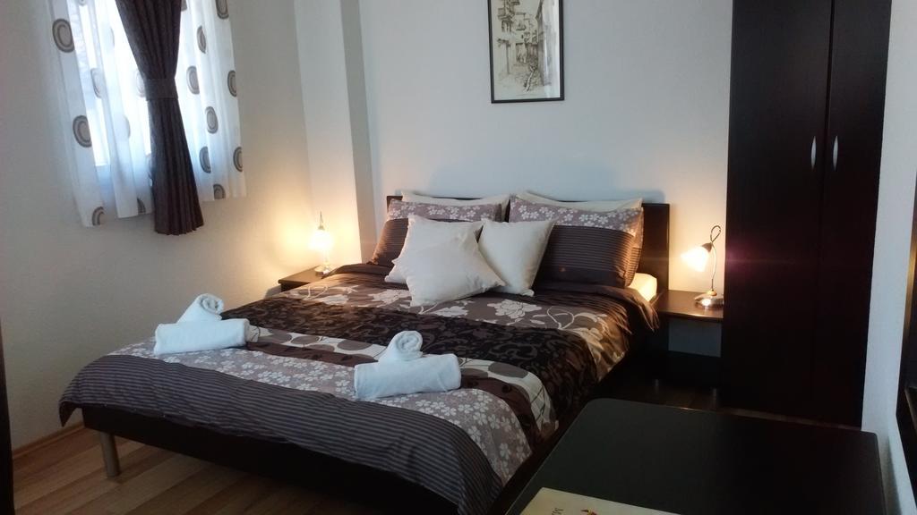 House Meri Ohrid Luaran gambar