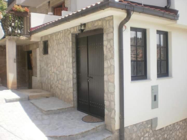 House Meri Ohrid Luaran gambar
